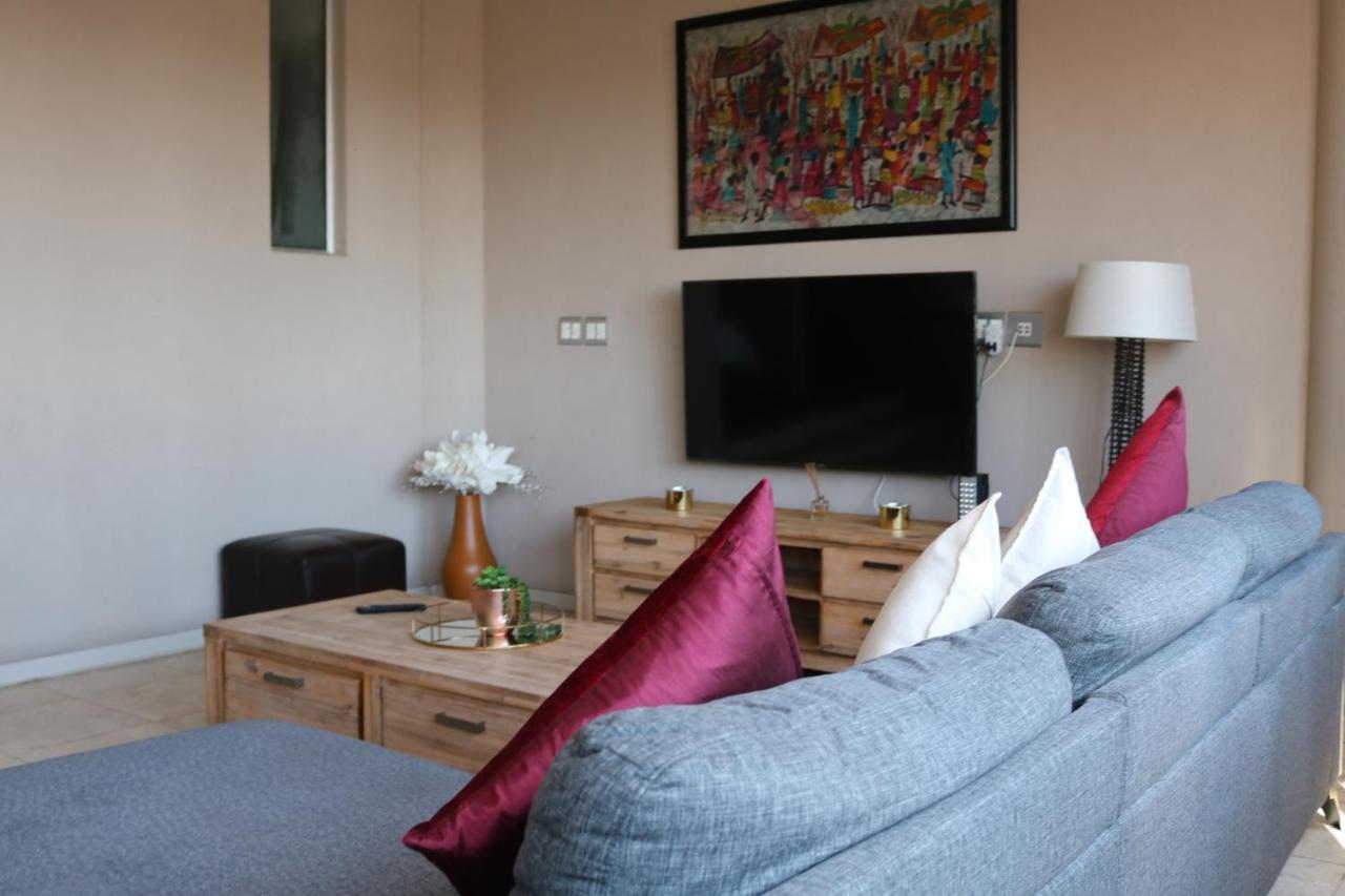 1007-Stunning Studio Apt With Incredible Joburg Views Йоганнесбурґ Екстер'єр фото